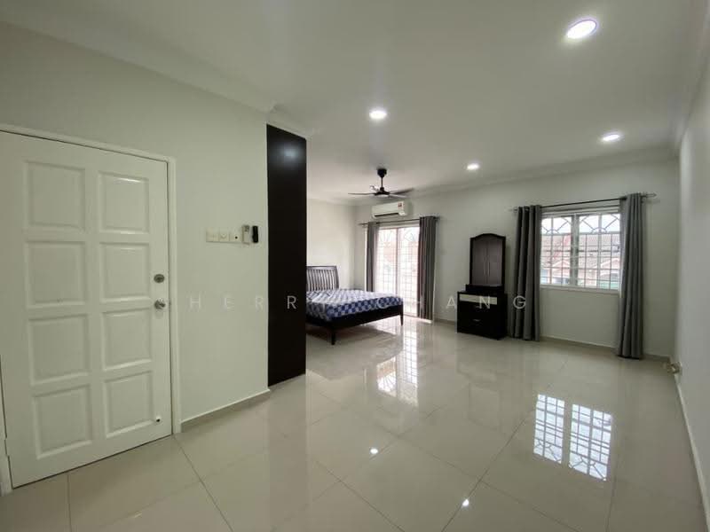 Rumah Teres 2-Tingkat untuk Disewa di Kepong (Kuala Lumpur) - Sherry Chang - Bedroom - PropertyGuru.com.my