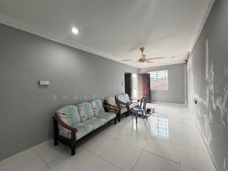 2-storey Terraced House for Sale in Taman Rasah Jaya (Rasah) - Shaiful Rudy - Living Room - PropertyGuru.com.my