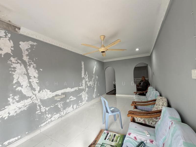 2-storey Terraced House for Sale in Taman Rasah Jaya (Rasah) - Shaiful Rudy - Living Room - PropertyGuru.com.my