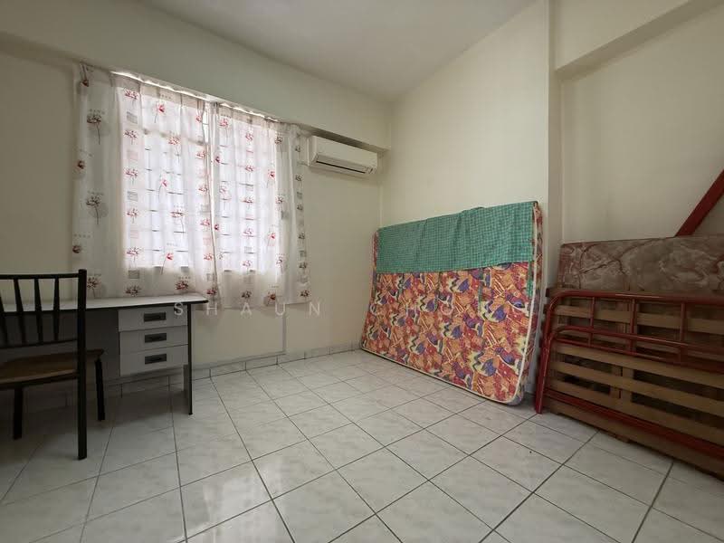 Kondominium untuk Disewa di Green Acre - Shaun Chong - Bedroom - PropertyGuru.com.my