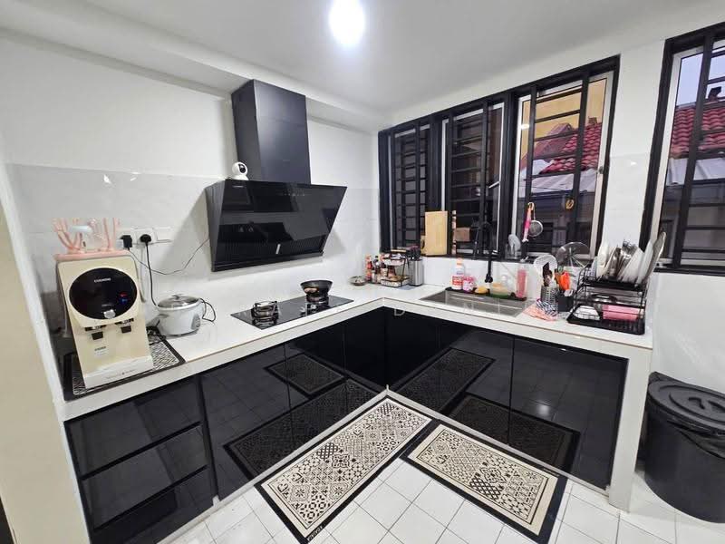 Rumah Teres 1-Tingkat untuk Dijual di Taman Bukit Anggerik (Cheras) - Ashraff Daniel - Kitchen - PropertyGuru.com.my