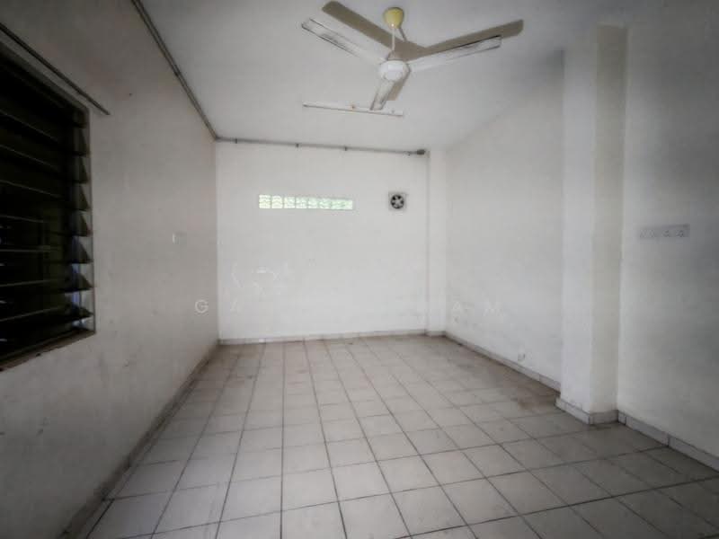 Kedai untuk Disewa di Kampung Pasir (Pantai) - Gavin Tham - Interior - PropertyGuru.com.my