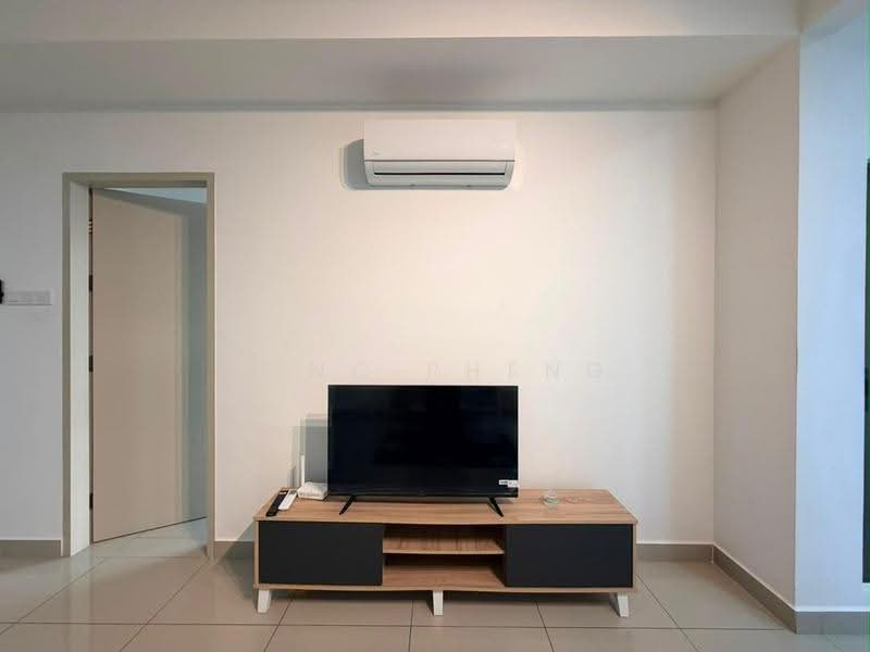Kediaman Servis untuk Dijual di Bali Residences - Vinc Pheng - Living Room - PropertyGuru.com.my