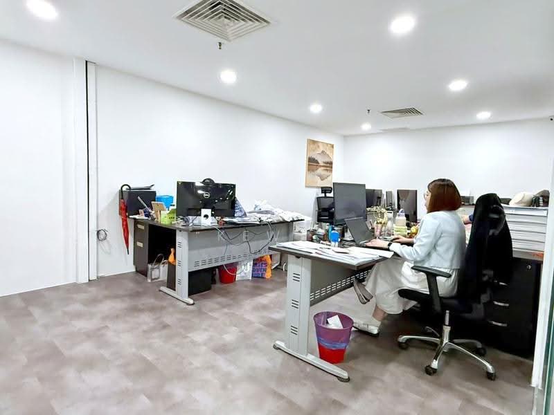 Pejabat untuk Disewa di Kampung Kerinchi (Bangsar South) (Kuala Lumpur) - Kew . - Interior - PropertyGuru.com.my