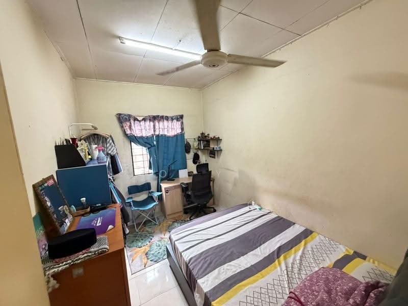 2-storey Terraced House for Sale in Puteri Heights (Rawang) - Tom Yip - Bedroom - PropertyGuru.com.my