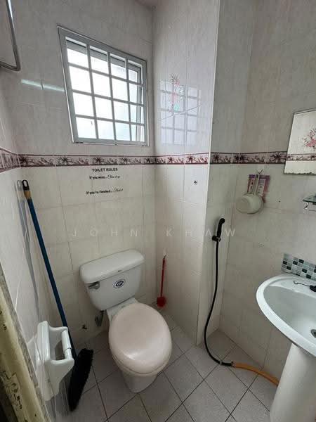 Apartment for Rent at Jalil Damai Apartments - John Khaw - Bathroom - PropertyGuru.com.my