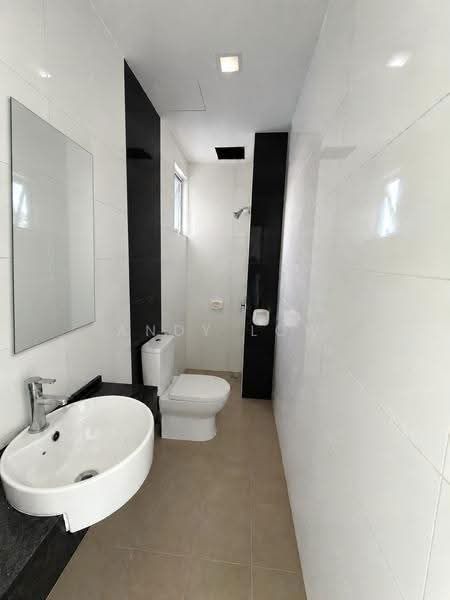 Service Residence for Sale at Vida Heights - Andy Low - Bathroom - PropertyGuru.com.my