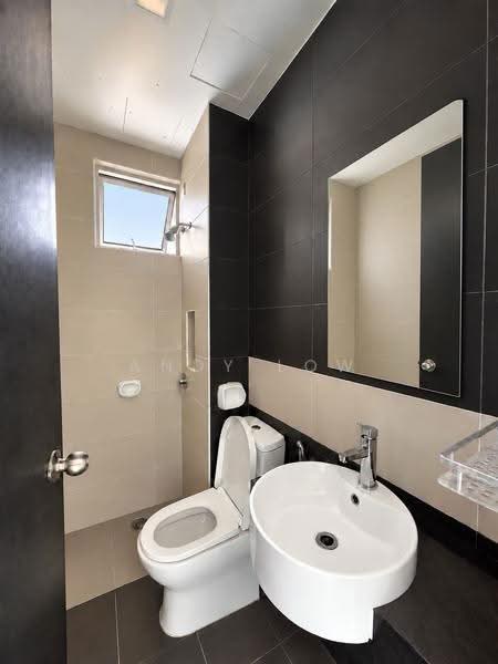 Service Residence for Sale at Vida Heights - Andy Low - Bathroom - PropertyGuru.com.my