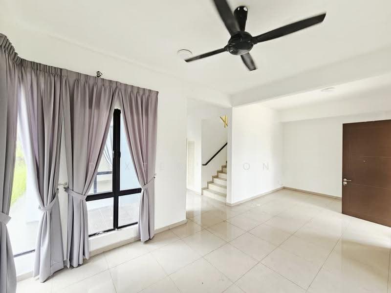 Cluster House for Rent in Setia Ecohill (Semenyih) - Dexter Yeong - Living Room - PropertyGuru.com.my