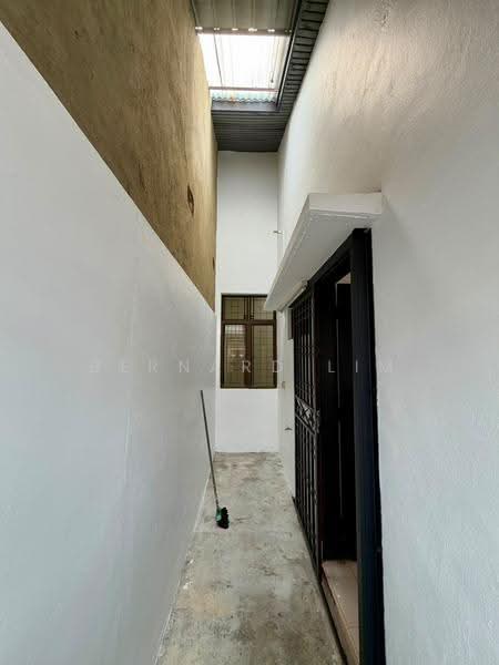 Rumah Teres untuk Dijual di Taman Daya (Johor Bahru) - Bernard Lim - PropertyGuru.com.my