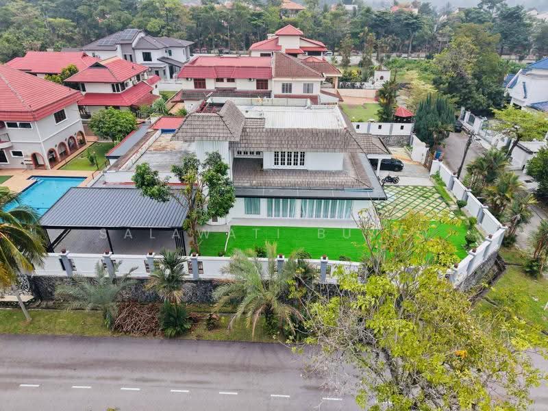 Rumah Banglo untuk Dijual di Seksyen 6 (Shah Alam) - Salawati Busro - Exterior - PropertyGuru.com.my