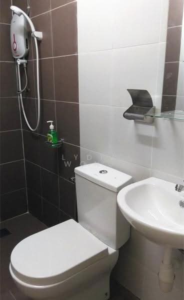 Kediaman Servis untuk Dijual di Galleria Equine Park - Lydia Wong - Bathroom - PropertyGuru.com.my