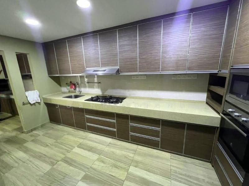 2-storey Terraced House for Rent in Bangsar (Kuala Lumpur) - Joanne Diong - Kitchen - PropertyGuru.com.my