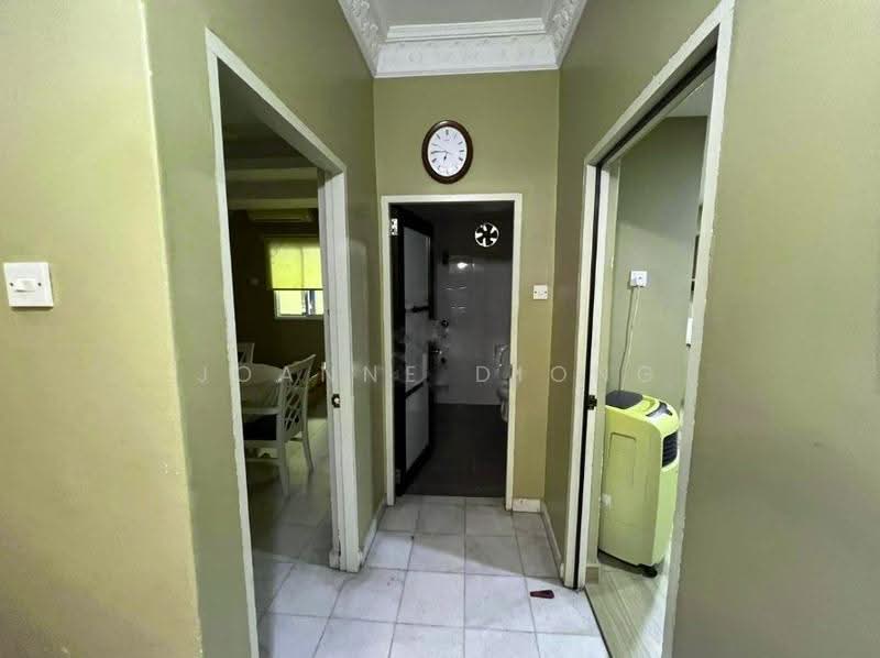2-storey Terraced House for Rent in Bangsar (Kuala Lumpur) - Joanne Diong - Corridor - PropertyGuru.com.my