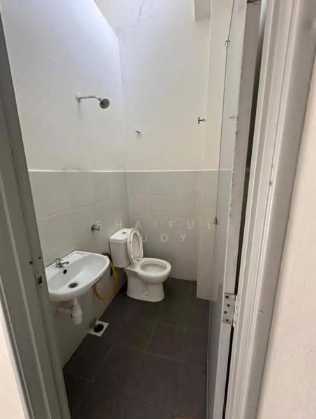 Rumah Teres 1-Tingkat untuk Dijual di Pulau Indah (Klang) - Shaiful Rudy - Bathroom - PropertyGuru.com.my