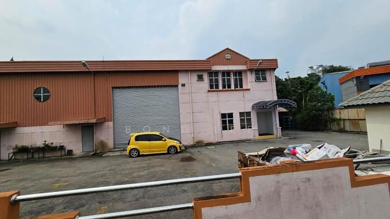 Kilang Terpisah untuk Dijual di Bandar Baru Bangi (Bangi) - Bond Lee - Exterior - PropertyGuru.com.my