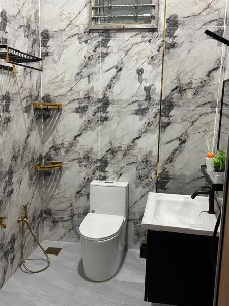 Semi-Detached House for Sale in Kemaman (Terengganu) - Atina Natasha - Bathroom - PropertyGuru.com.my
