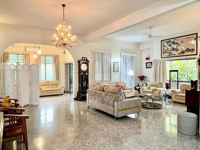 Bungalow House for Sale in Taman Universiti Ss3 (Petaling Jaya) - Cindy Kee - Living Room - PropertyGuru.com.my