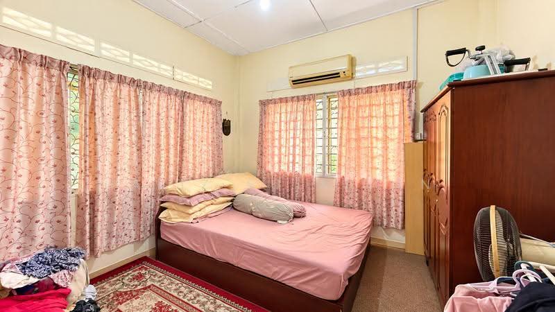 Bungalow House for Sale in Petaling Jaya (Selangor) - Hafiz Sulaiman - Bedroom - PropertyGuru.com.my