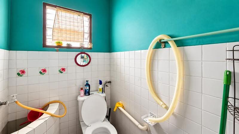 Bungalow House for Sale in Petaling Jaya (Selangor) - Hafiz Sulaiman - Bathroom - PropertyGuru.com.my