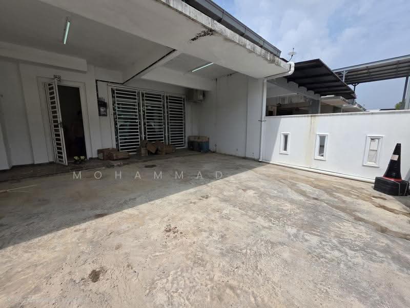 Rumah Teres 2-Tingkat untuk Dijual di Kotasas (Kuantan) - Mohammad Azizi - PropertyGuru.com.my