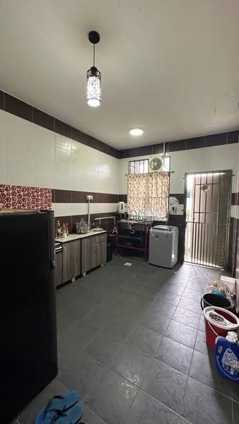 Rumah Teres 2-Tingkat untuk Dijual di Dungun (Terengganu) - Atina Natasha - Kitchen - PropertyGuru.com.my