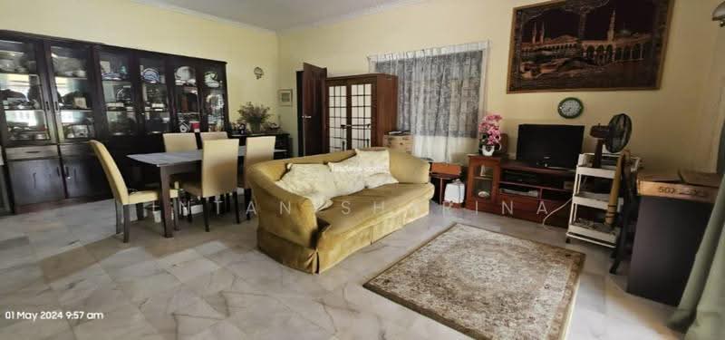 Rumah Banglo untuk Dijual di Bandar Baru Bangi (Selangor) - Intan Sharina - Living Room - PropertyGuru.com.my