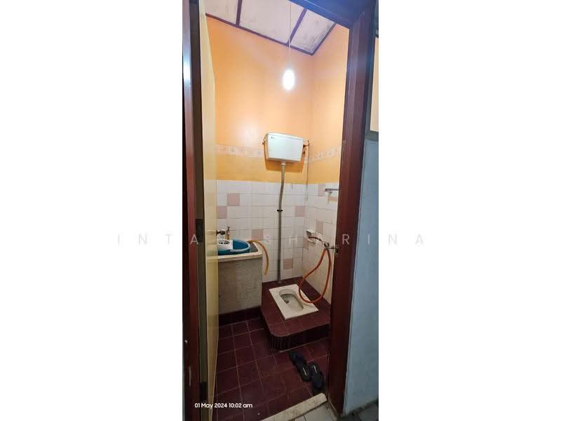 Rumah Banglo untuk Dijual di Bandar Baru Bangi (Selangor) - Intan Sharina - Bathroom - PropertyGuru.com.my