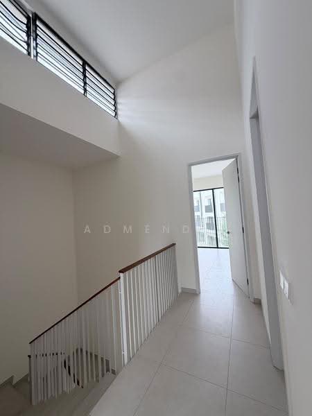 Terraced House for Sale in Petaling (Negeri Sembilan) - Admend . - Corridor - PropertyGuru.com.my