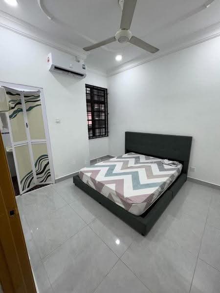 Rumah Teres 2-Tingkat untuk Disewa di Taman Daya (Johor Bahru) - Joseph Goh - Bedroom - PropertyGuru.com.my