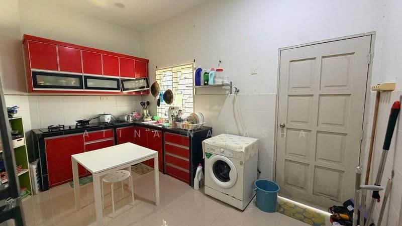 Semi-Detached House for Sale in Kemaman (Terengganu) - Atina Natasha - Kitchen - PropertyGuru.com.my