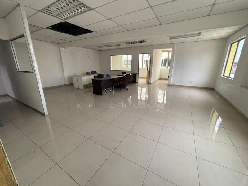 Factory for Rent in Taman Perindustrian Pandamaran (Pelabuhan Klang) - KH Chong - Interior - PropertyGuru.com.my