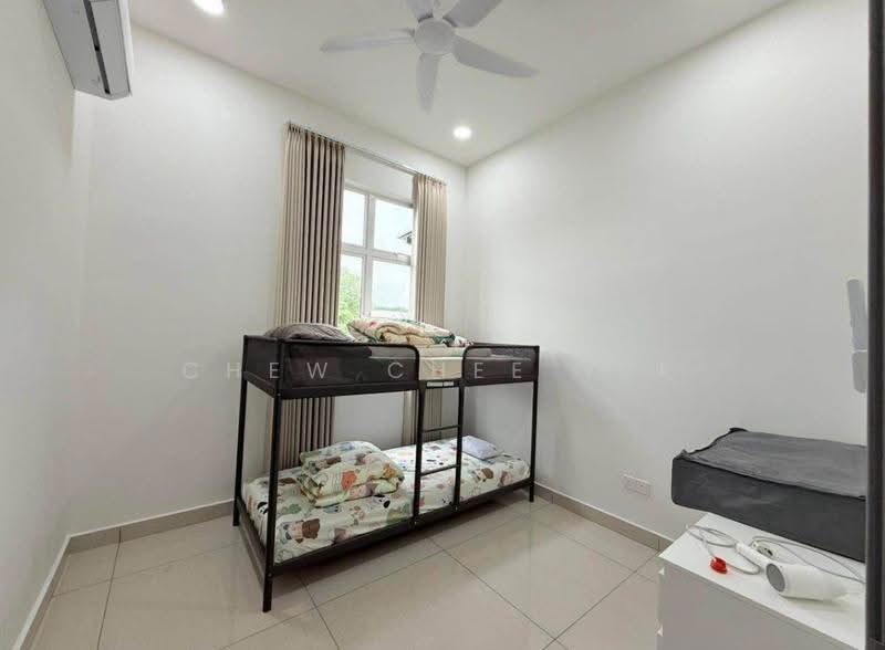 Cluster House for Rent in Taman Mutiara Mas (Skudai) - Chew Chee Yee - Bedroom - PropertyGuru.com.my