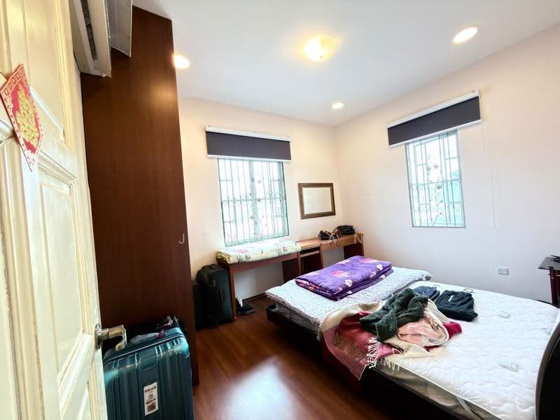 Semi-Detached House for Sale in Kuching (Sarawak) - Jeno Tan - Bedroom - PropertyGuru.com.my