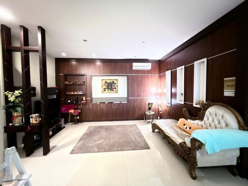 Semi-Detached House for Sale in Kuching (Sarawak) - Jeno Tan - Living Room - PropertyGuru.com.my
