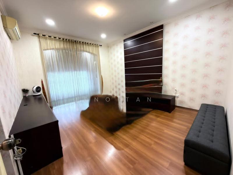 Semi-Detached House for Sale in Kuching (Sarawak) - Jeno Tan - Living Room - PropertyGuru.com.my