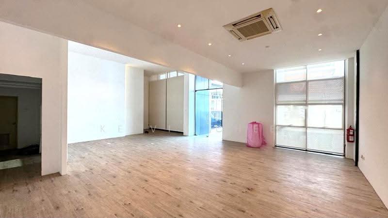 Semi-D Factory for Sale in Taman Desa Cemerlang (Ulu Tiram) - Kelvin Chee - Interior - PropertyGuru.com.my