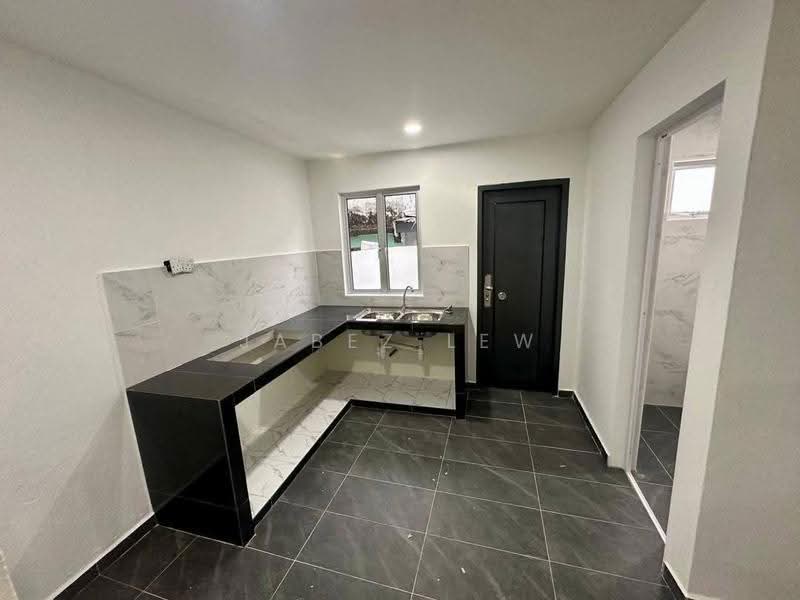 2-storey Terraced House for Sale in Taman Megah Ria (Masai) - Jabez Lew - Kitchen - PropertyGuru.com.my