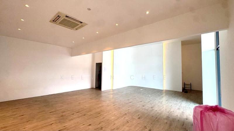 Semi-D Factory for Rent in Taman Desa Cemerlang (Ulu Tiram) - Kelvin Chee - Interior - PropertyGuru.com.my