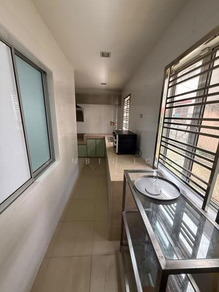 Rumah Teres 2-Tingkat untuk Dijual di Bandar Kinrara Seksyen 5 (Bandar Kinrara) - Junbin Low - Kitchen - PropertyGuru.com.my