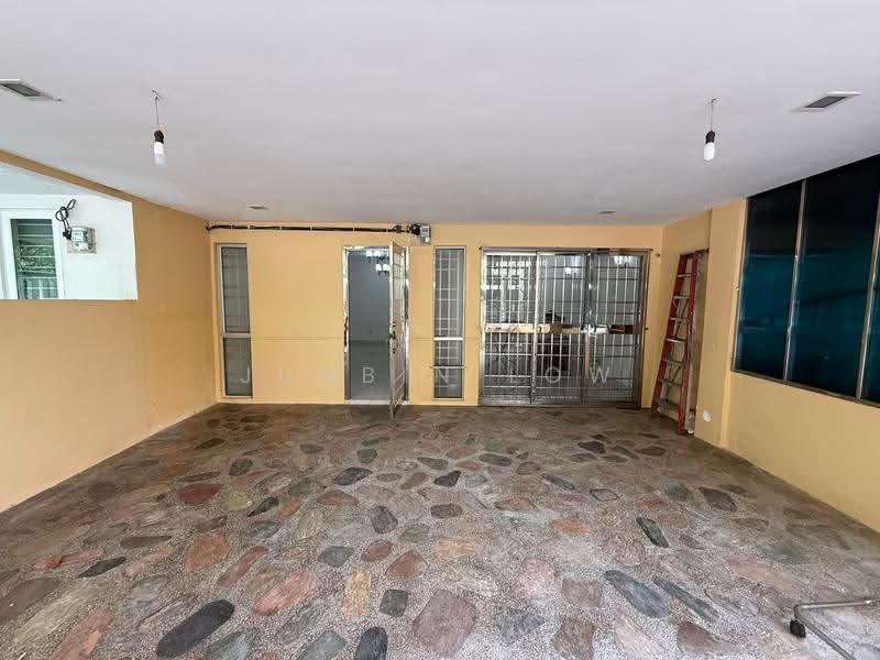 Rumah Teres 2-Tingkat untuk Dijual di Bandar Kinrara Seksyen 5 (Bandar Kinrara) - Junbin Low - Exterior - PropertyGuru.com.my