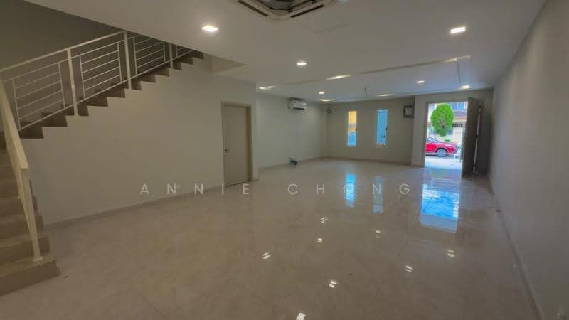 Bungalow Land for Sale in Bandar Baru Sri Petaling (Sri Petaling) - Annie Chong - Living Room - PropertyGuru.com.my