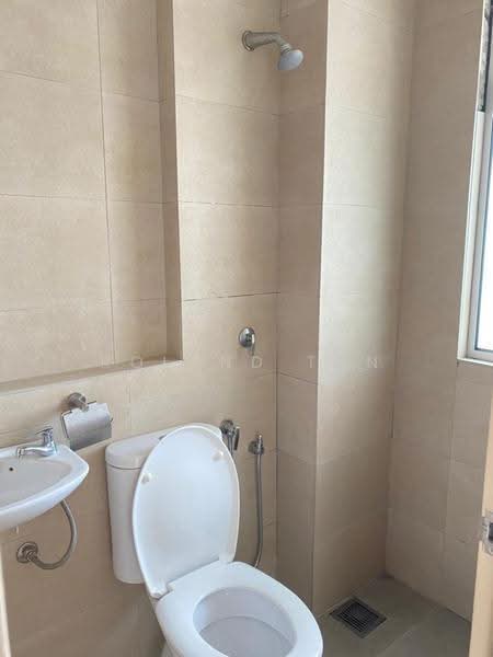 Kondominium untuk Dijual di Villa Crystal - Roland Tan - Bathroom - PropertyGuru.com.my