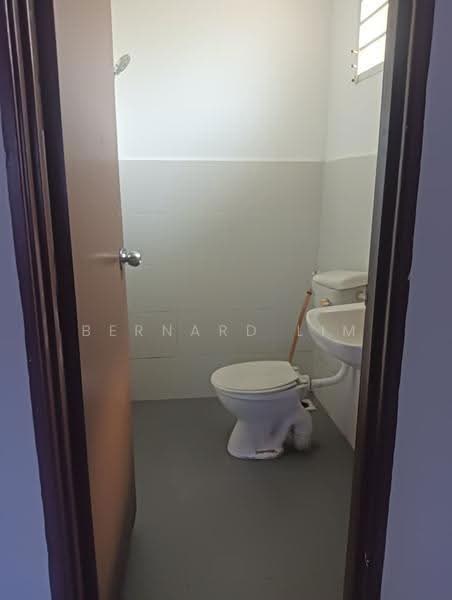 2-storey Terraced House for Sale in Taman Kota Masai (Pasir Gudang) - Bernard Lim - Bathroom - PropertyGuru.com.my