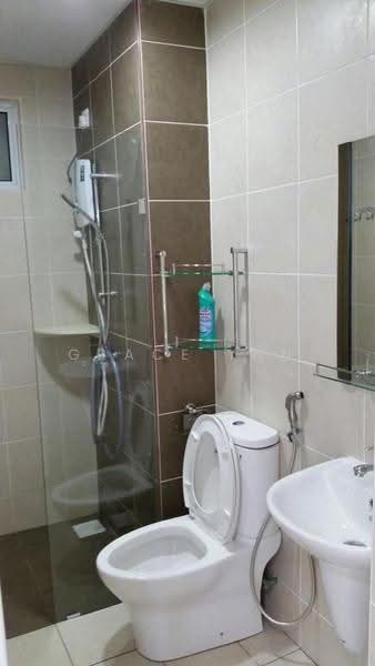 Service Residence for Rent at Pangsapuri Tanah Emas (Golden Sands) - Grace Yan - Bathroom - PropertyGuru.com.my