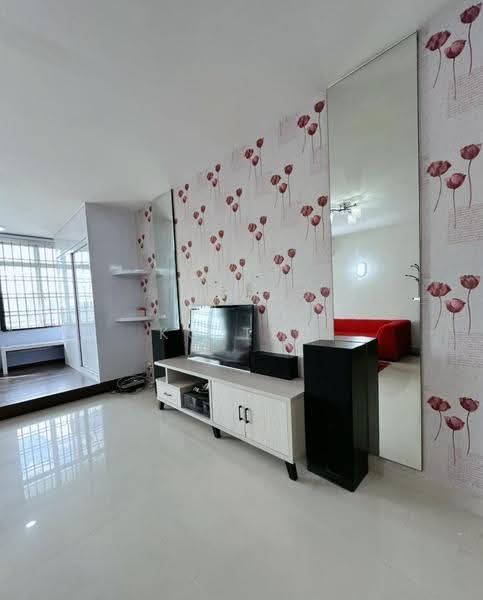 Pangsapuri untuk Disewa di Lake View Suites - Kc Teo - Living Room - PropertyGuru.com.my