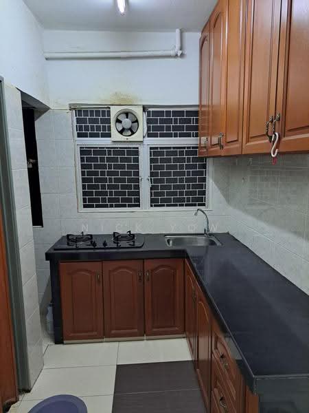 Apartment for Sale at Teratai Mewah Apartment Block 4 & 6 - Nick Yow - Kitchen - PropertyGuru.com.my