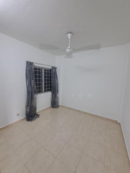 Apartment for Sale at Teratai Mewah Apartment Block 4 & 6 - Nick Yow - PropertyGuru.com.my