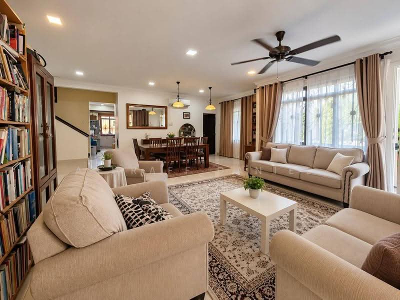 Rumah Teres 2-Tingkat untuk Dijual di Bukit Jelutong (Shah Alam) - Ashraff Daniel - PropertyGuru.com.my