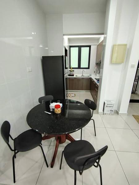 Condominium for Rent at Hillcrest Heights - Jeffrey Yap - Kitchen - PropertyGuru.com.my